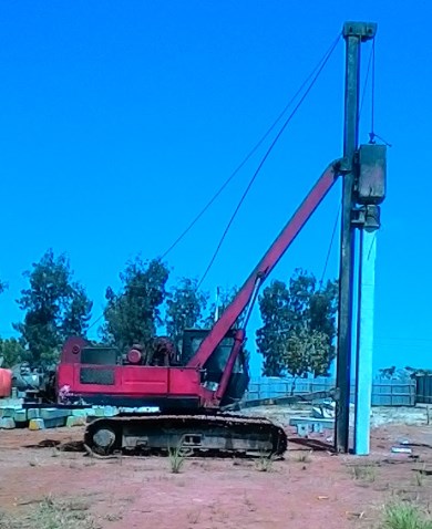 Alat pancang drop hammer